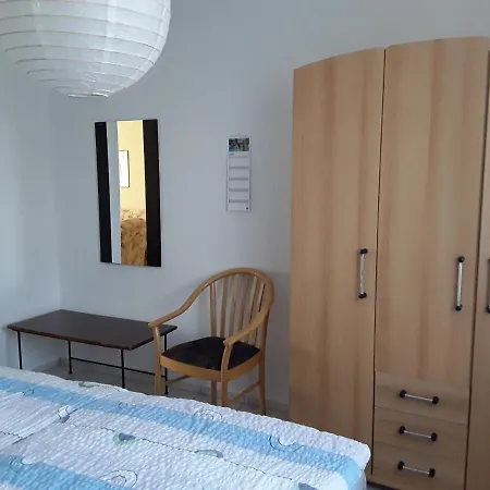 In Poseritz/insel Rugen 3063 Apartment *