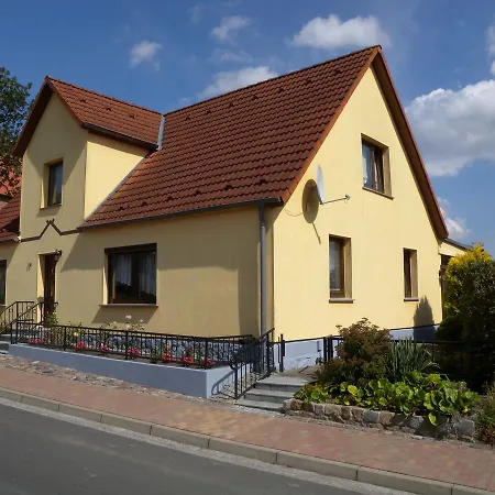 In Poseritz/insel Rugen 3063 Apartment Poseritz